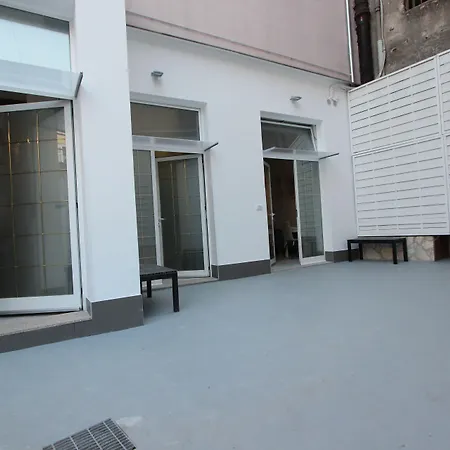 Διαμέρισμα Urban *