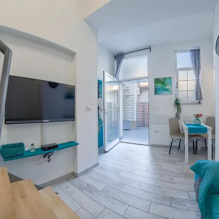 Urban Apartmán Pula